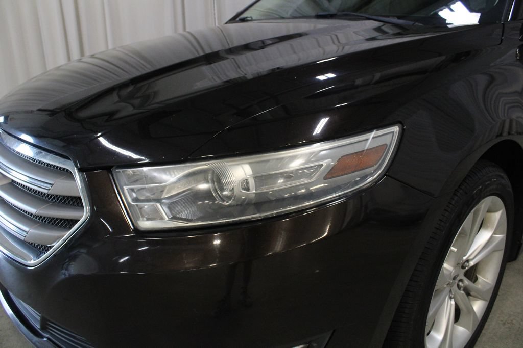 Used 2013 Ford Taurus SEL FWD image 30