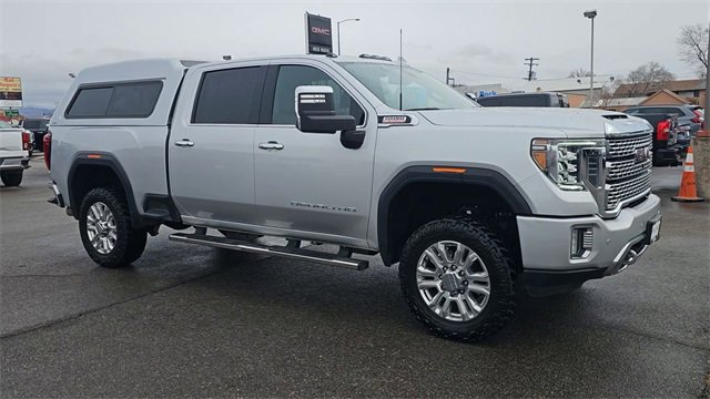 Used 2021 GMC Sierra 2500 Denali image 2
