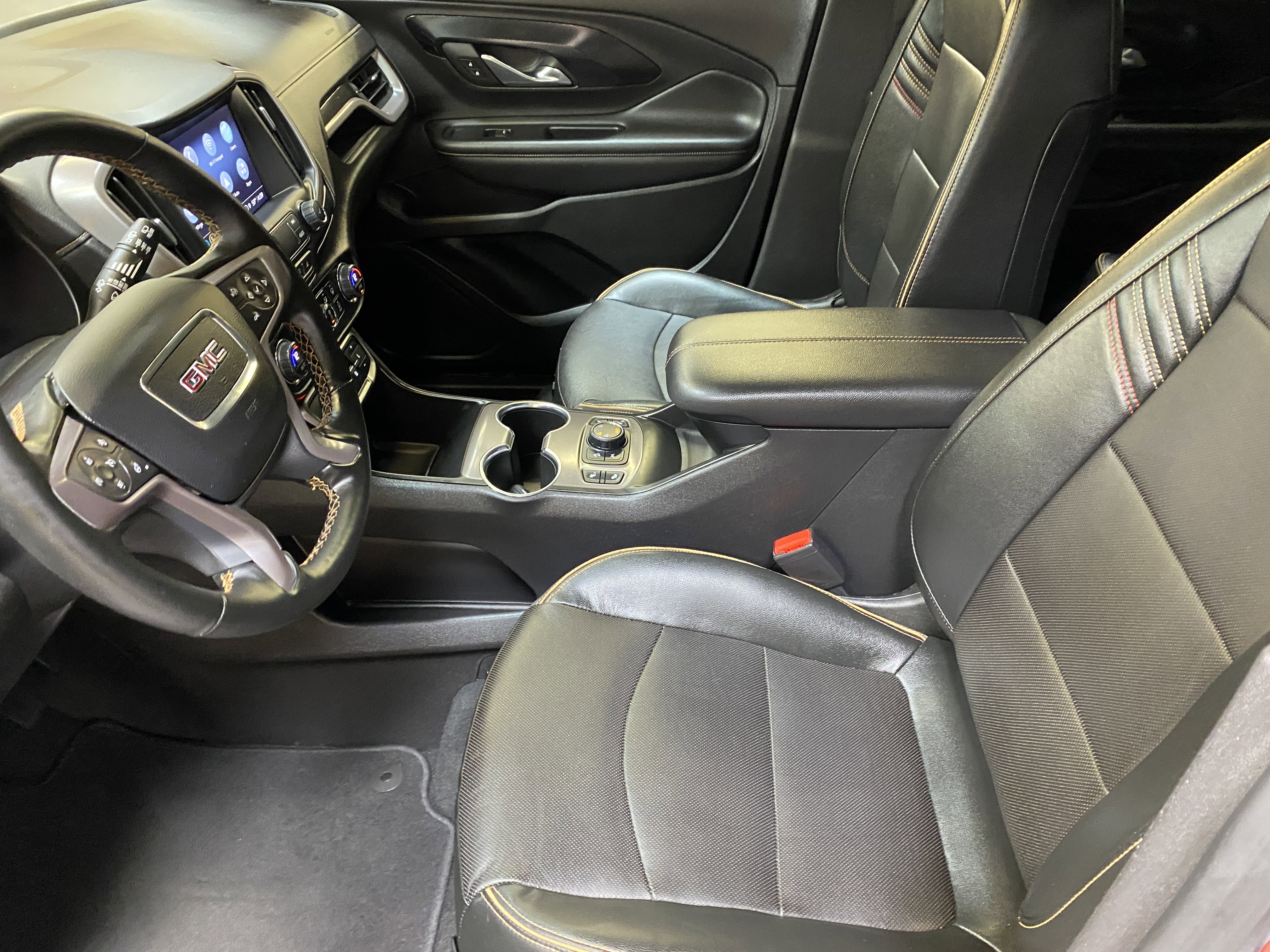 Used 2023 GMC Terrain AT4 image 20