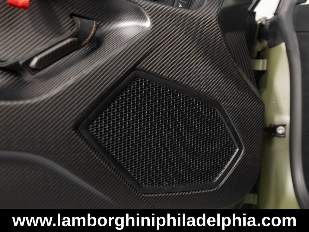 Used 2023 Lamborghini Huracan STO RWD image 11