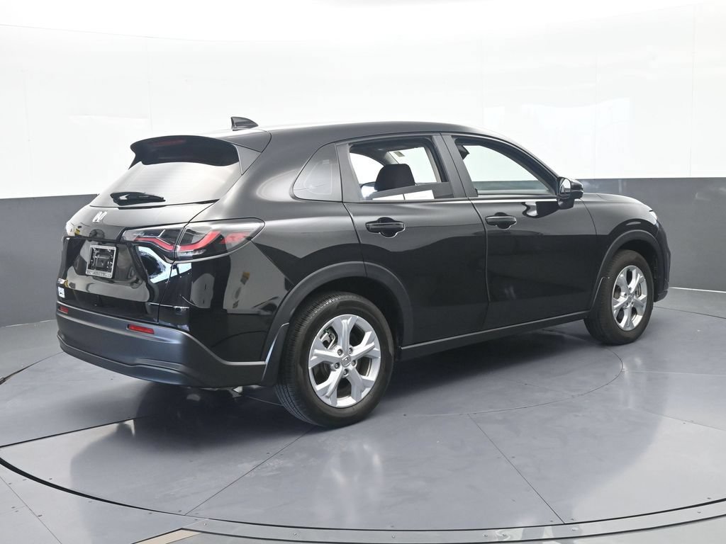 Used 2025 Honda HR-V LX image 6