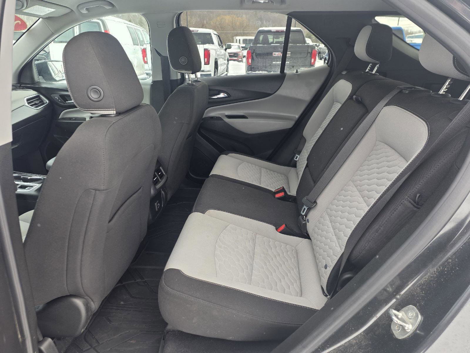 Used 2021 Chevrolet Equinox LT image 25