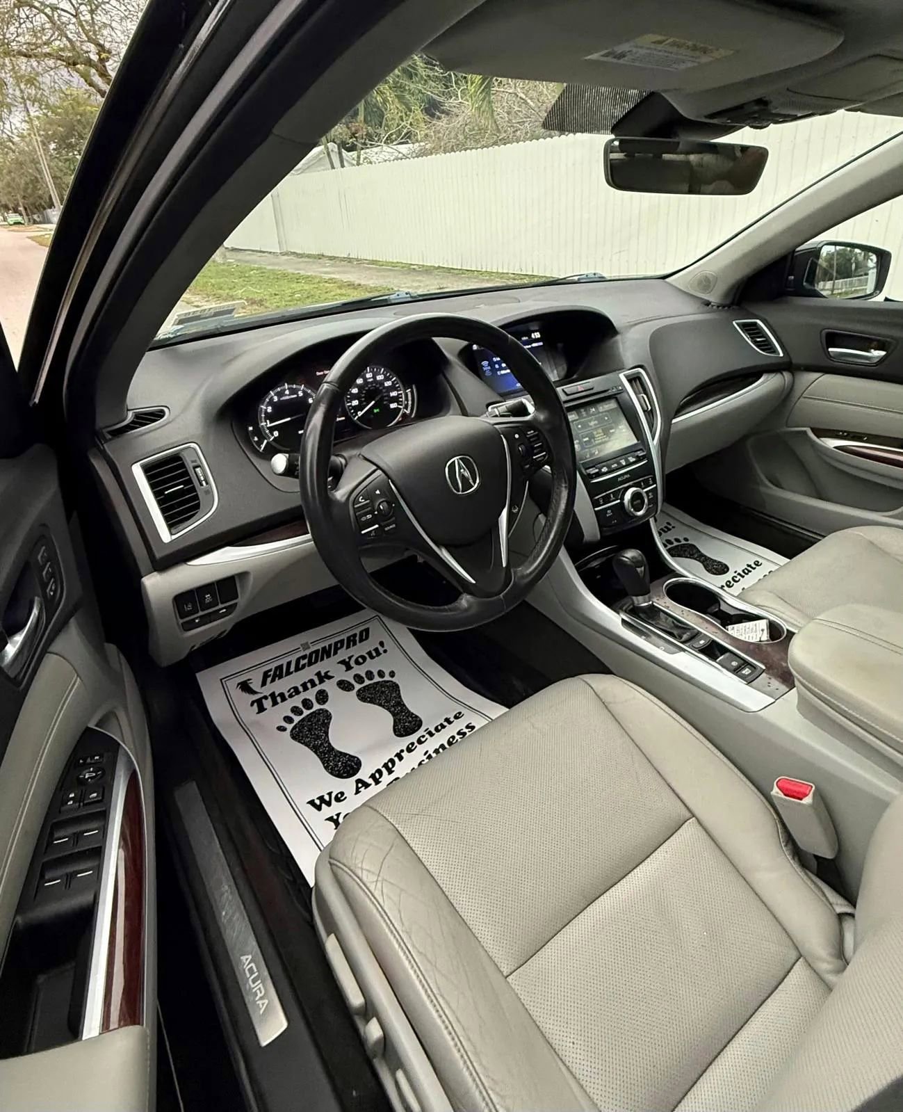 Used 2016 Acura TLX w/ Technology Package image 9