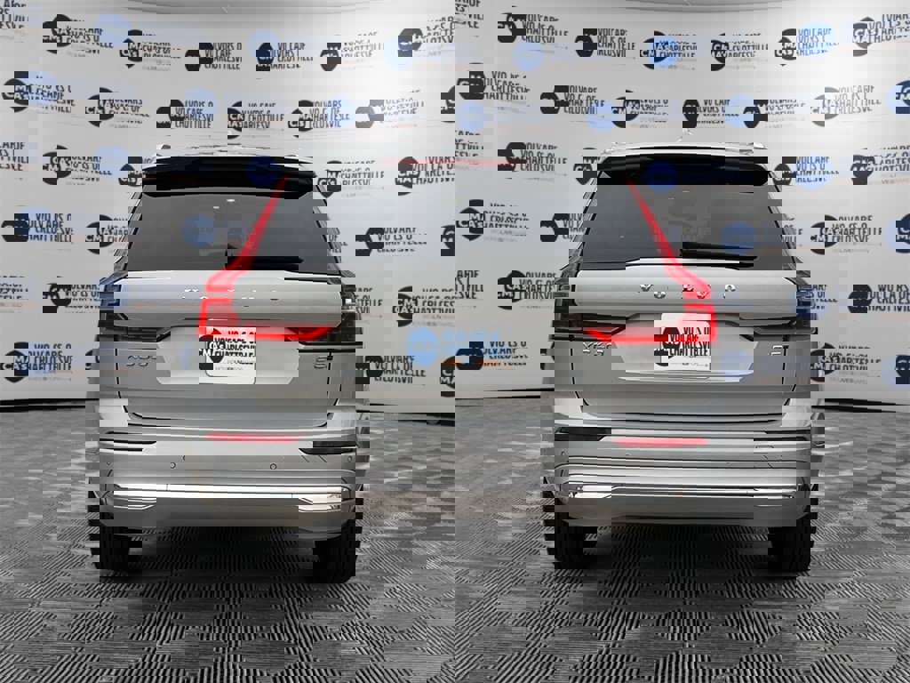 Certified 2023 Volvo XC60 B5 Plus image 4