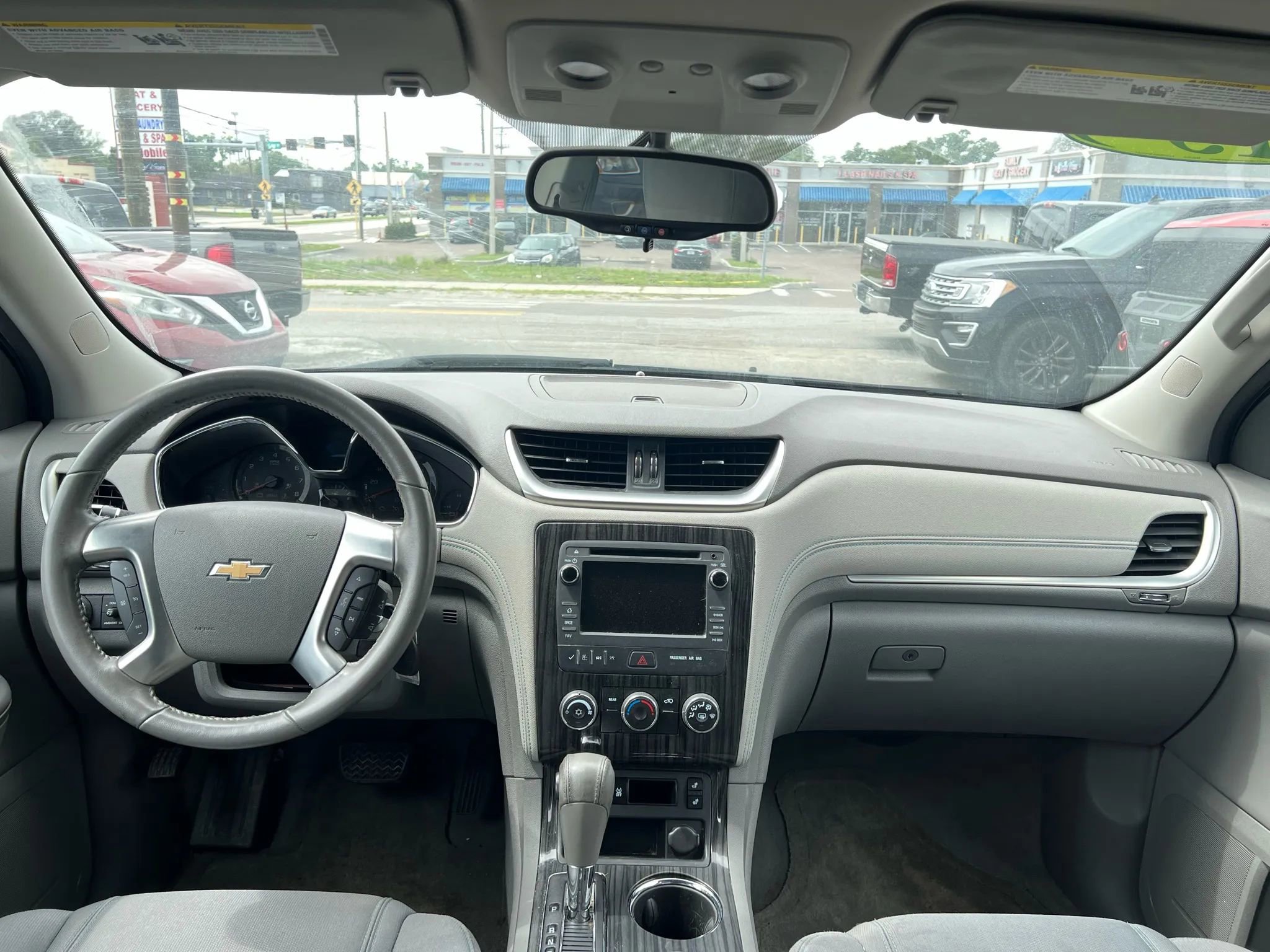 Used 2013 Chevrolet Traverse LT image 11