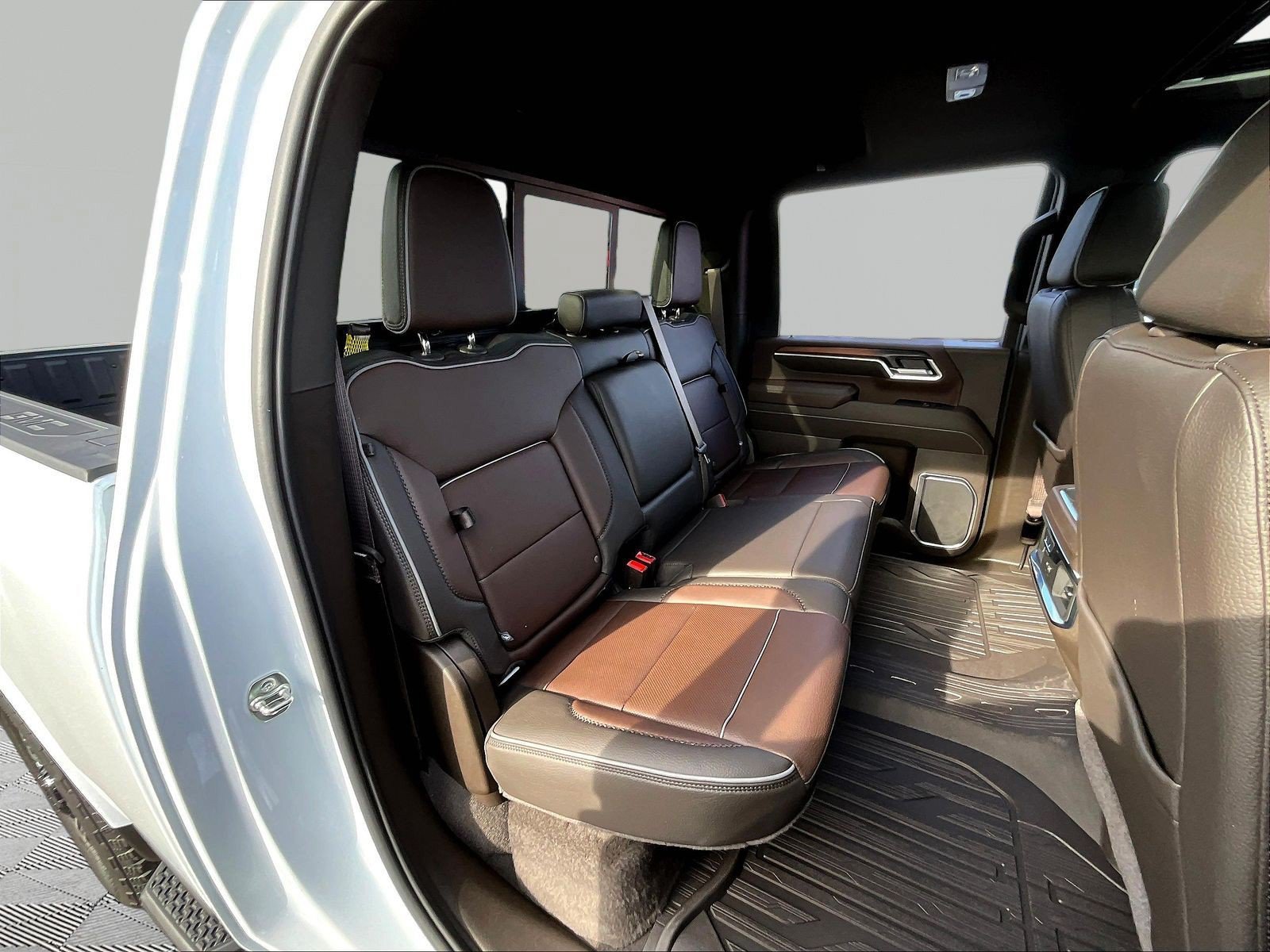 New 2026 GMC Sierra 3500 Denali w/ Denali Reserve Package AWD/4WD image 20