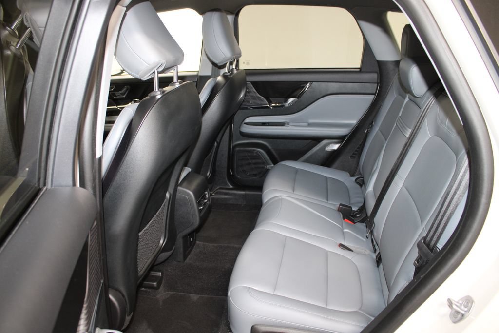 Used 2022 Lincoln Corsair FWD image 26