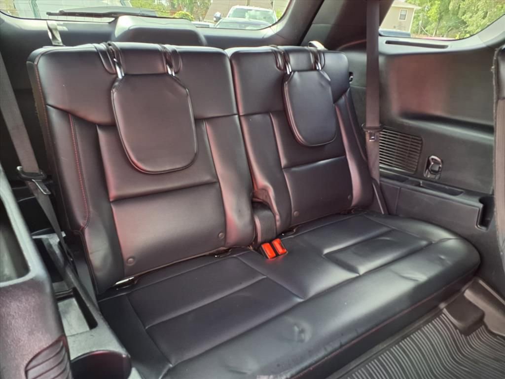 Used 2025 Ford Explorer ST-Line w/ Premium Package AWD/4WD image 17