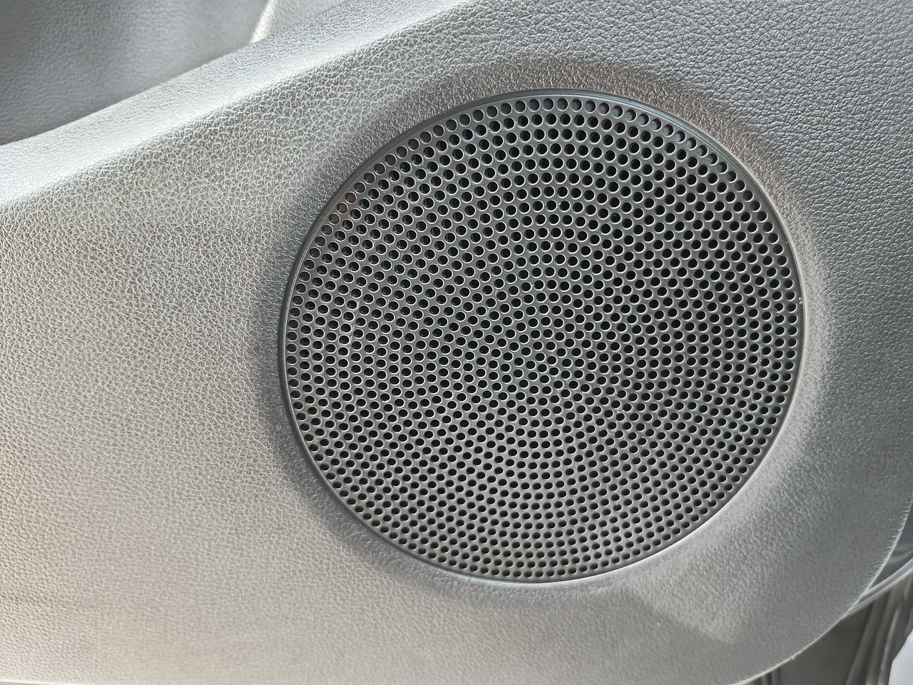 Used 2016 Ford Escape Titanium FWD image 19