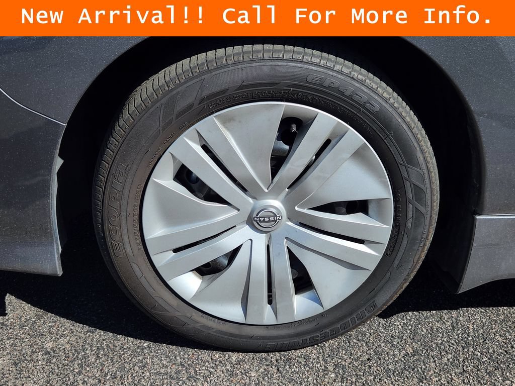 Used 2025 Nissan Leaf S FWD image 9