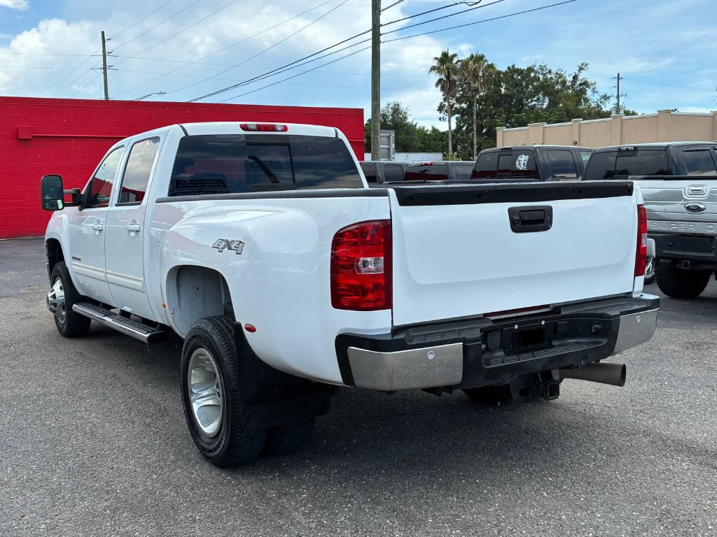 Used 2011 GMC Sierra 3500 SLT AWD/4WD image 4