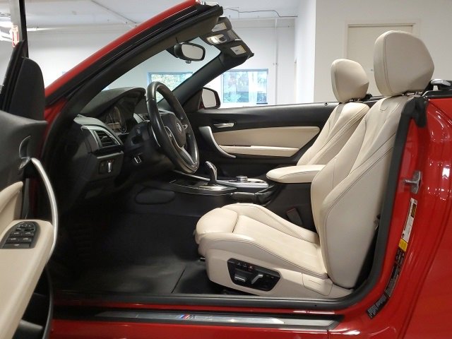 Used 2017 BMW 230i xDrive Convertible image 11