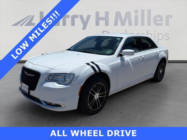 Certified 2021 Chrysler 300 Touring w/ Driver Convenience Group