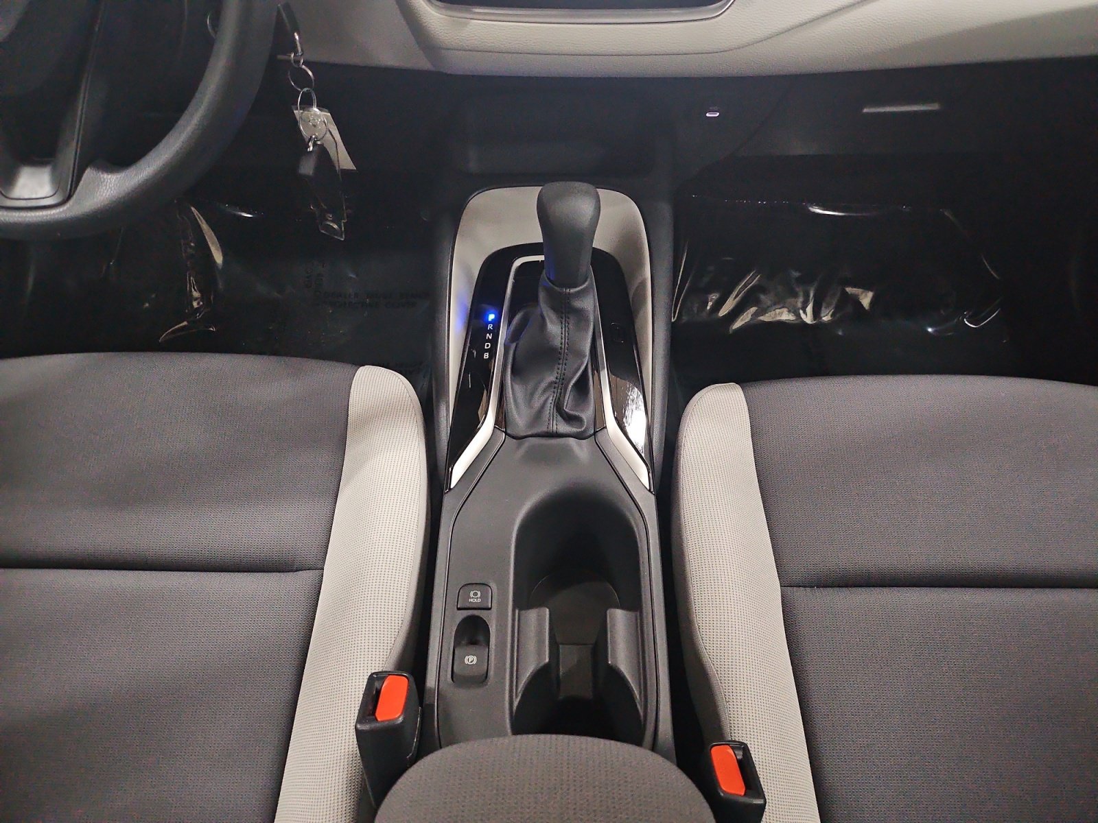 Used 2025 Toyota Corolla LE FWD image 31