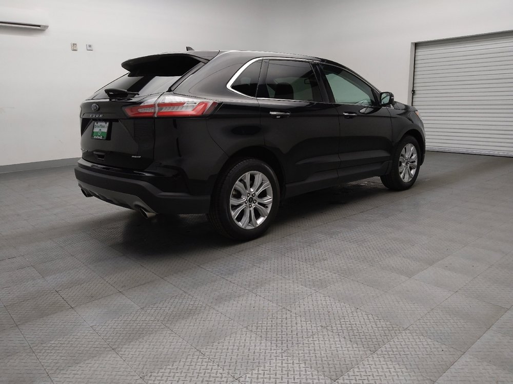 Used 2023 Ford Edge Titanium image 9