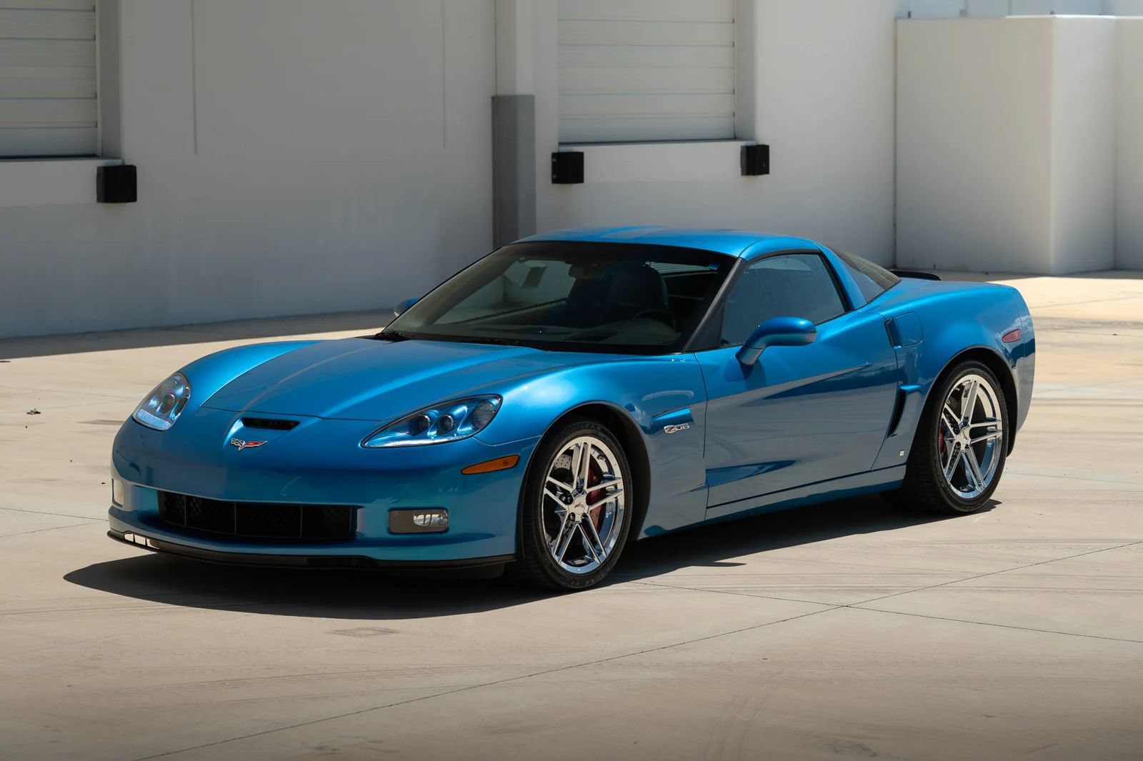 Used 2008 Chevrolet Corvette Z06 w/ Preferred Equipment Group RWD image 2
