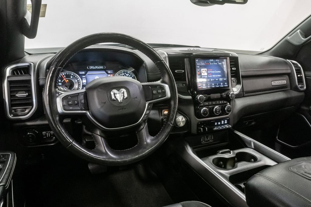 Used 2020 RAM 1500 Laramie w/ Sport Appearance Package AWD/4WD image 8