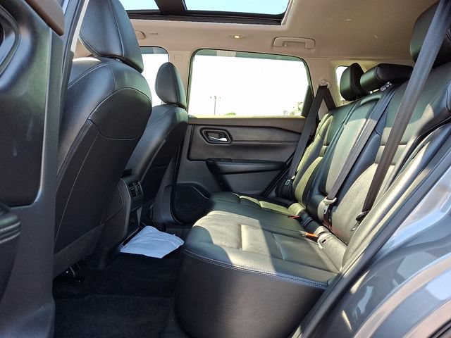 Used 2023 Nissan Rogue SL AWD/4WD image 13