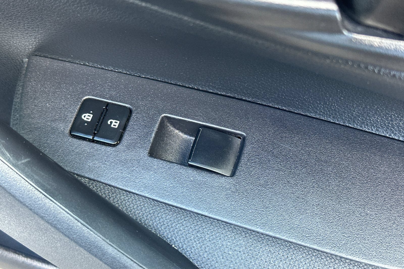 Used 2024 Toyota Corolla LE FWD image 21