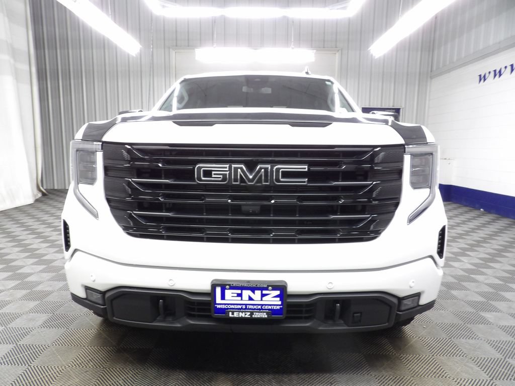Used 2025 GMC Sierra 1500 Elevation w/ Elevation Premium Package AWD/4WD image 48