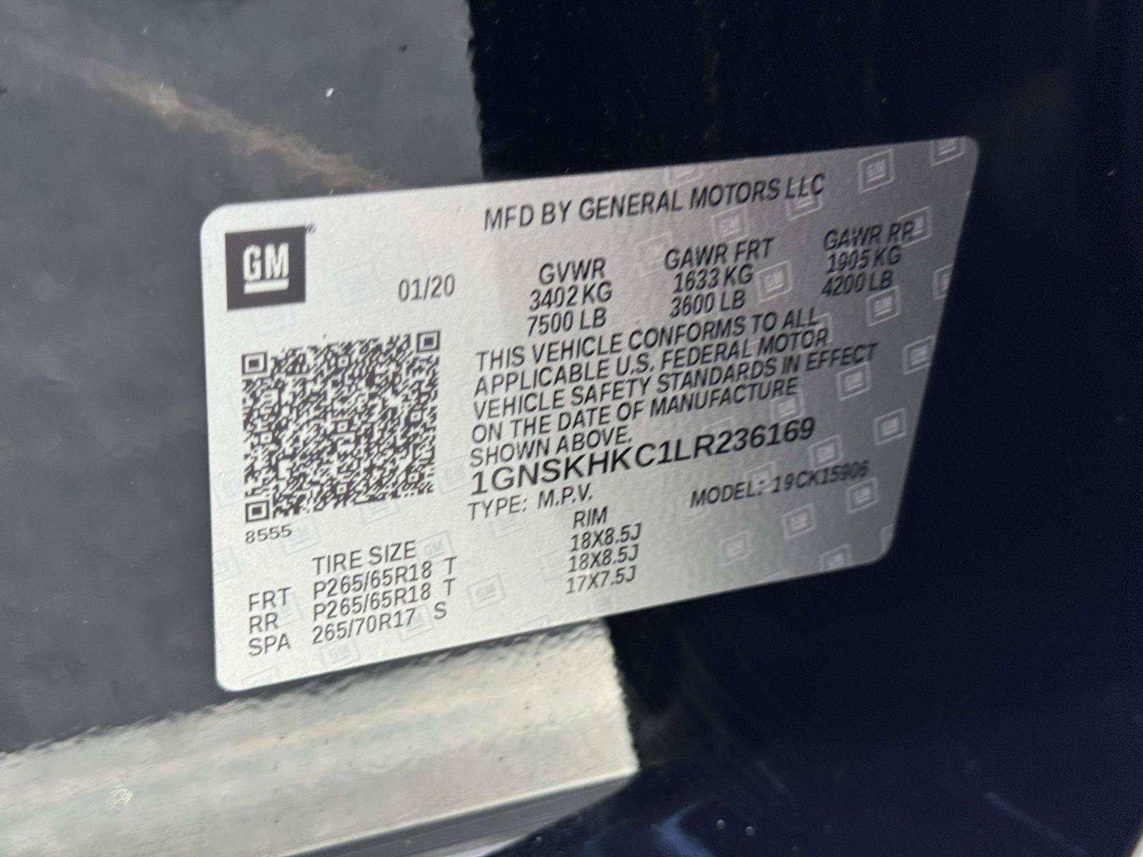 Used 2020 Chevrolet Suburban LT AWD/4WD image 16