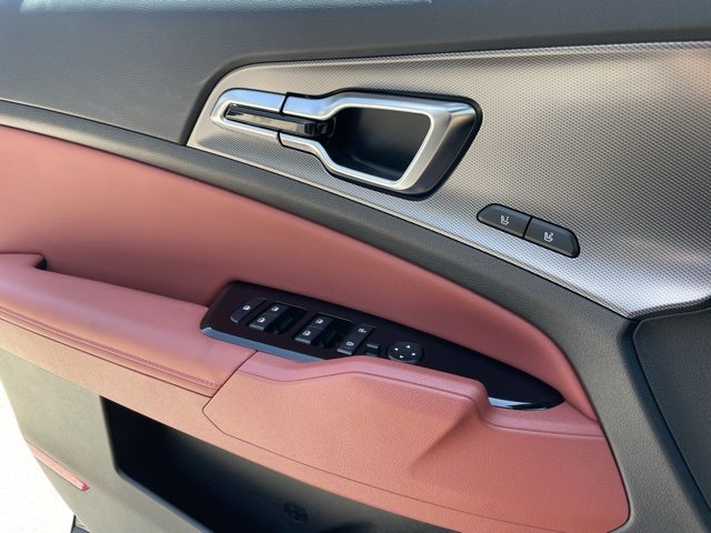 New 2025 Kia Sportage SX Prestige image 19