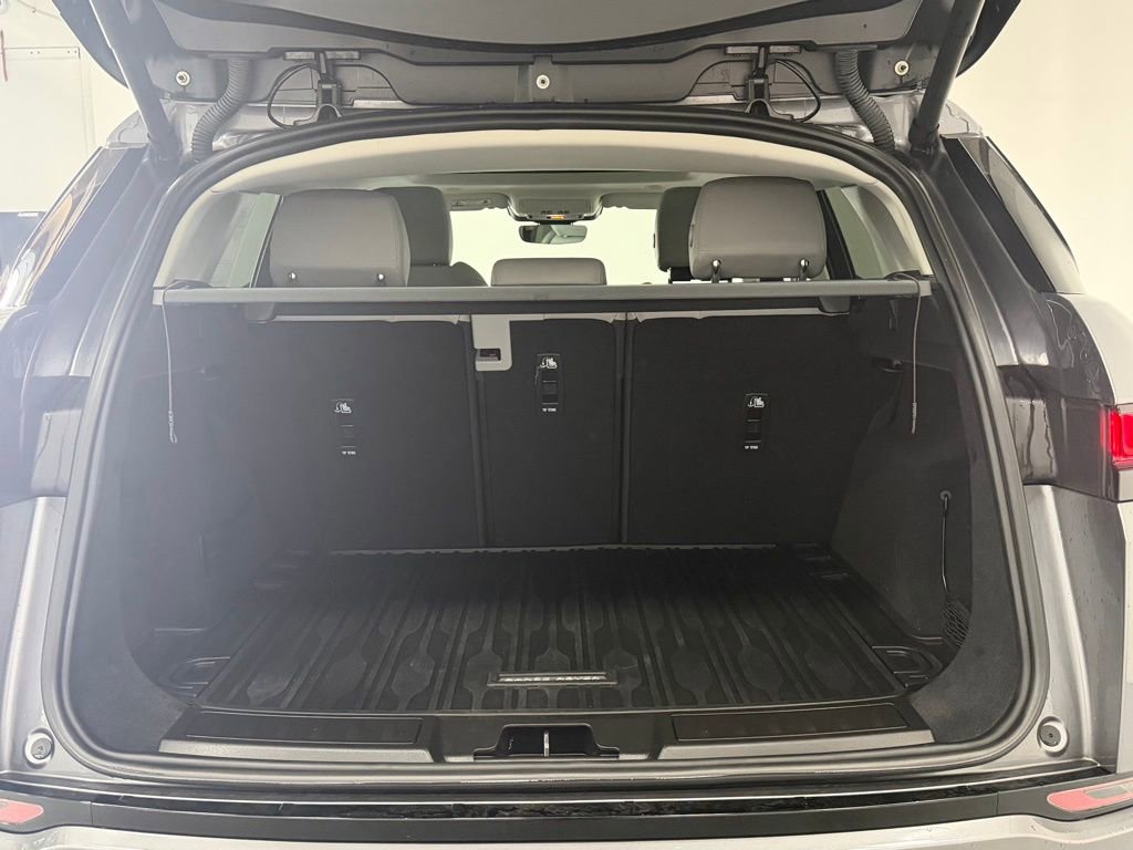 Used 2022 Land Rover Range Rover Evoque S image 27