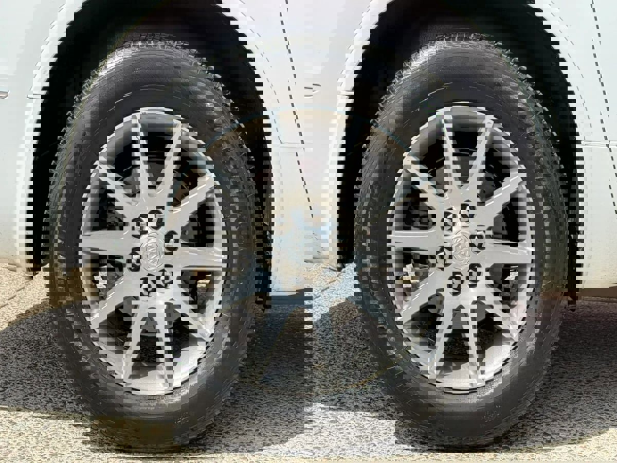 Used 2016 Buick Enclave Leather image 25