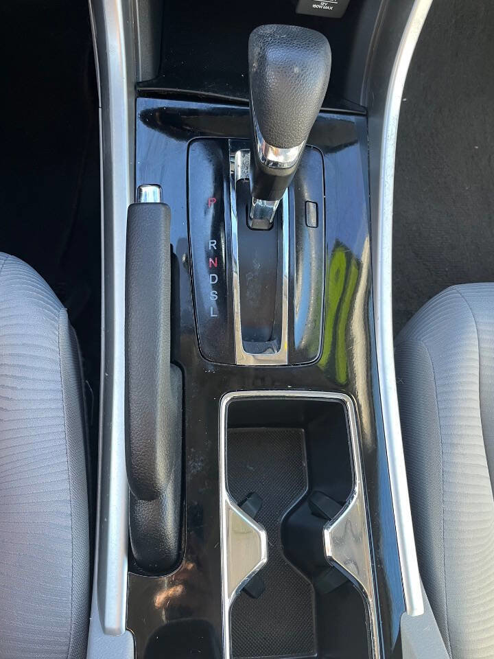 Used 2016 Honda Accord LX image 21