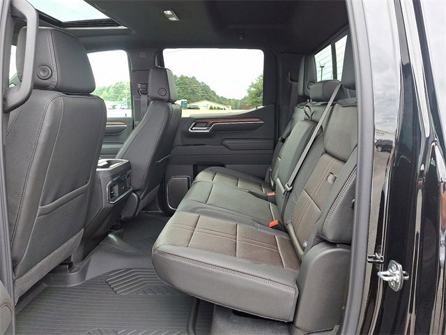 New 2026 Chevrolet Silverado 1500 High Country w/ Midnight Edition image 7