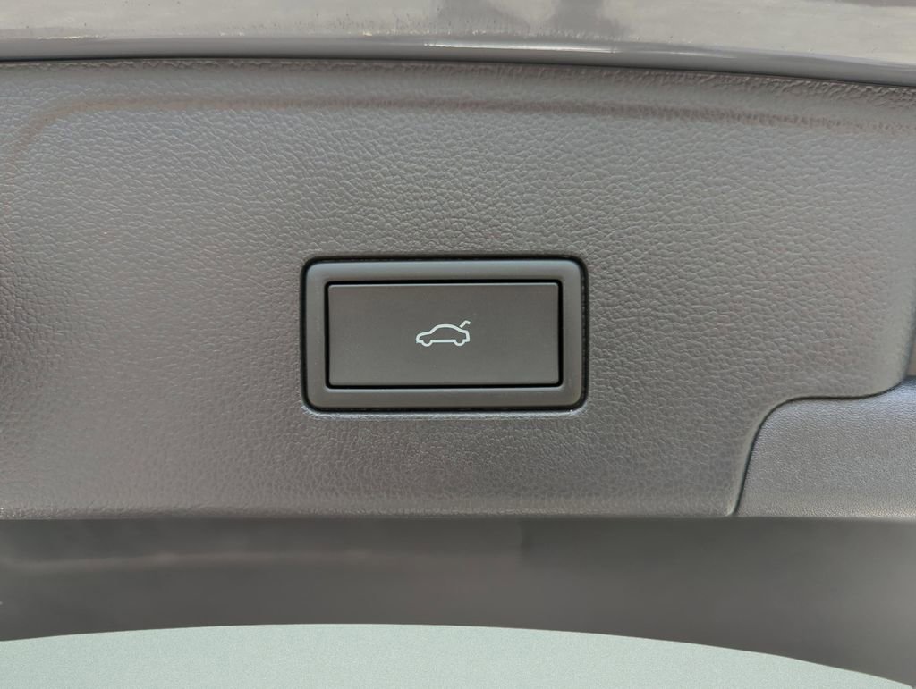 New 2026 Volkswagen Atlas Cross Sport SEL R-Line image 21