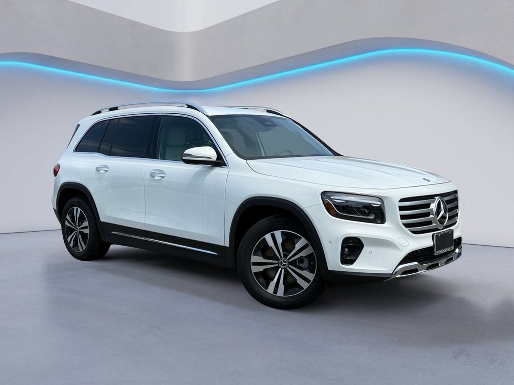 Certified 2025 Mercedes-Benz GLB 250 4MATIC image 2