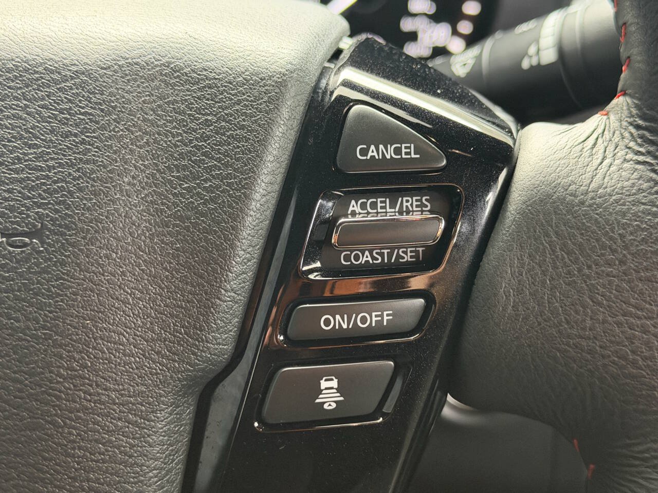 Used 2023 Nissan Frontier PRO-4X w/ Pro Convenience Package AWD/4WD image 28