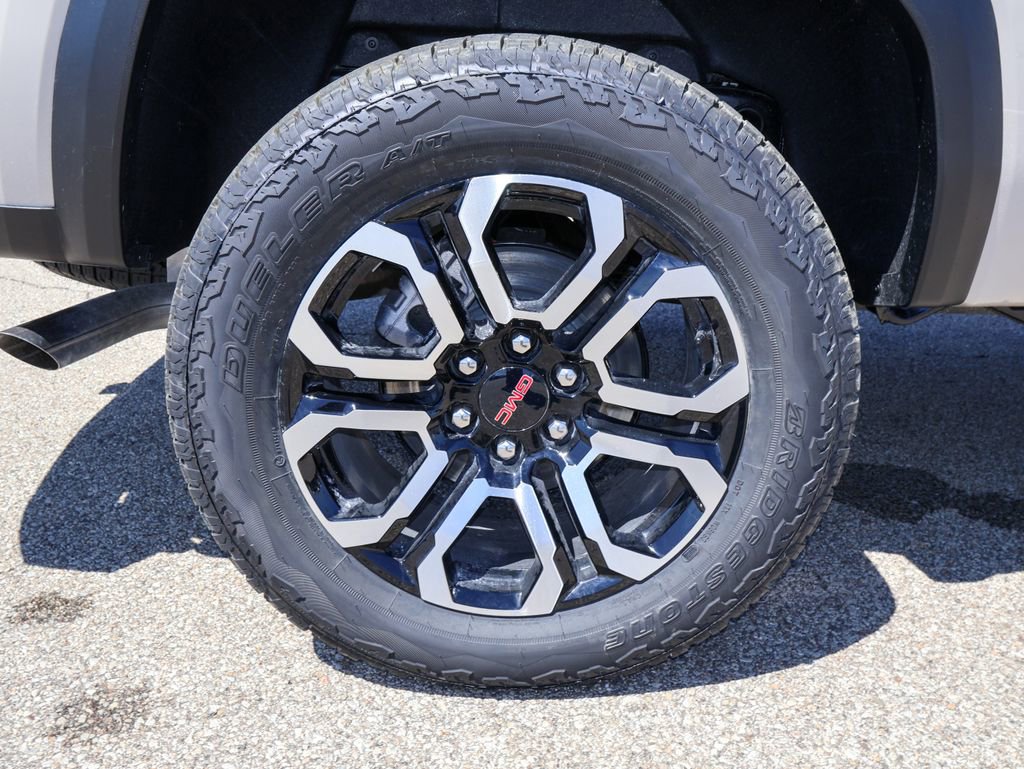 New 2026 GMC Canyon AT4 image 32