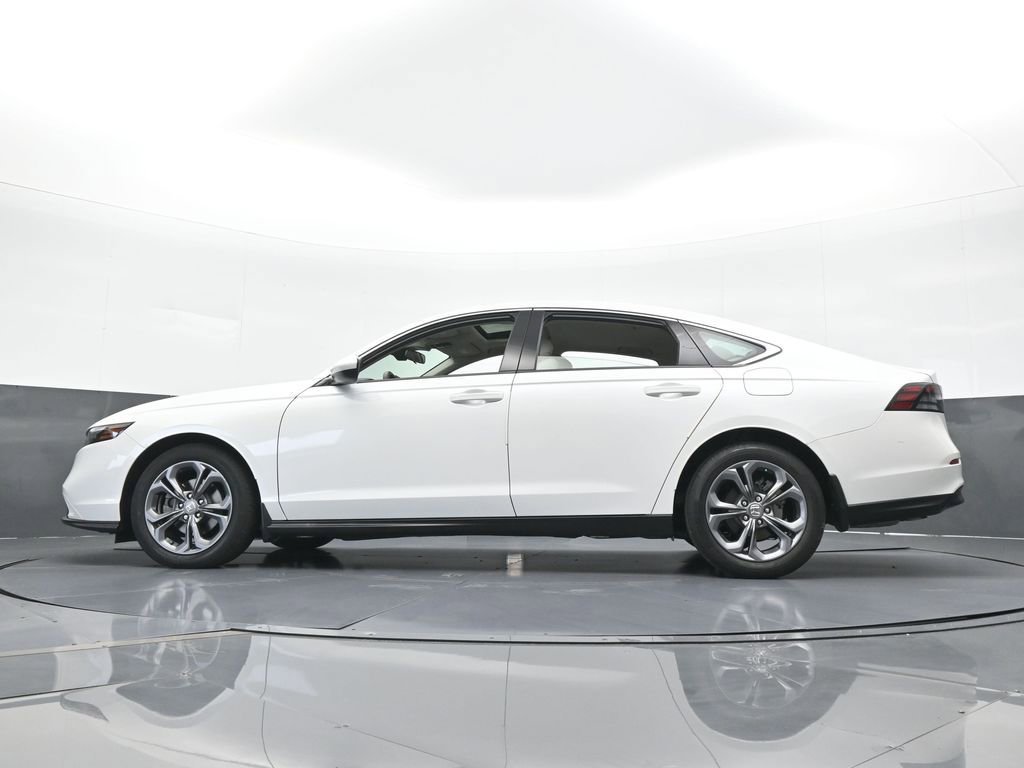 Used 2023 Honda Accord EX image 58