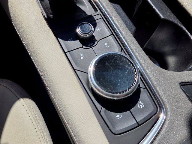 Used 2022 Cadillac XT6 Premium Luxury FWD image 25