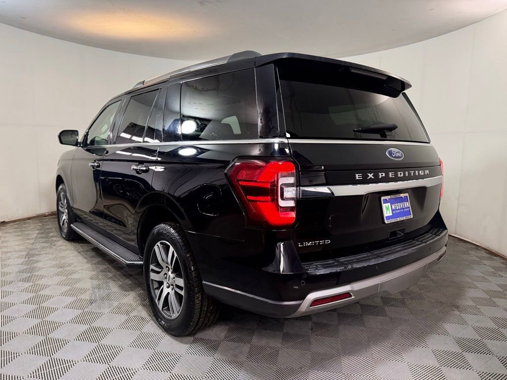 Used 2023 Ford Expedition Limited image 4