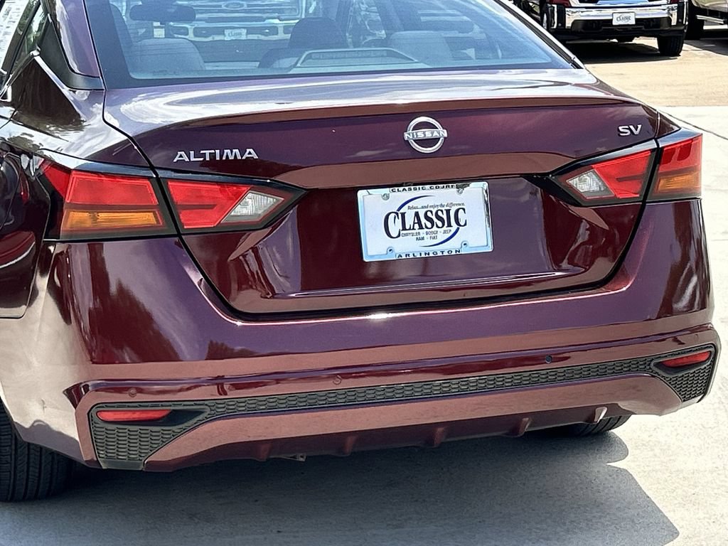 Used 2023 Nissan Altima 2.5 SV FWD image 6