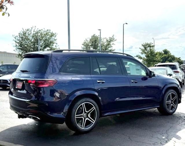 New 2025 Mercedes-Benz GLS 450 4MATIC image 9