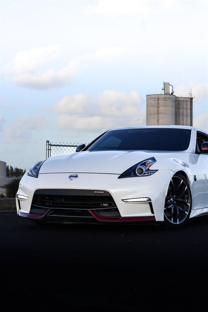 Used 2018 Nissan 370Z NISMO image 4