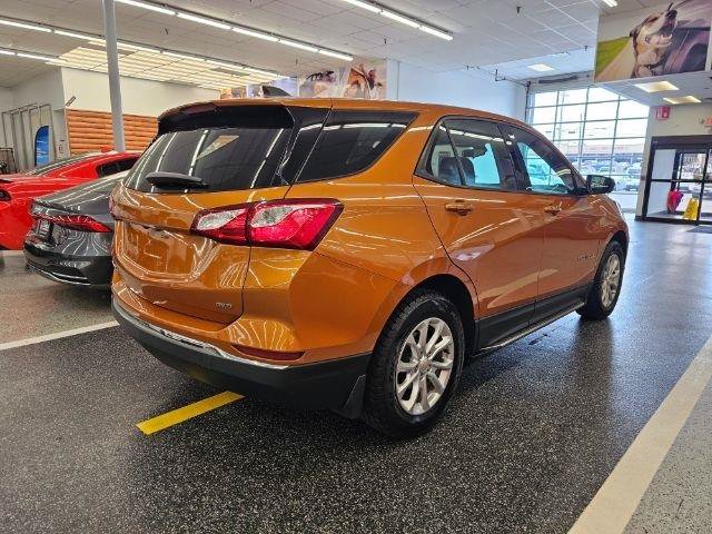 Used 2018 Chevrolet Equinox LS AWD/4WD image 5