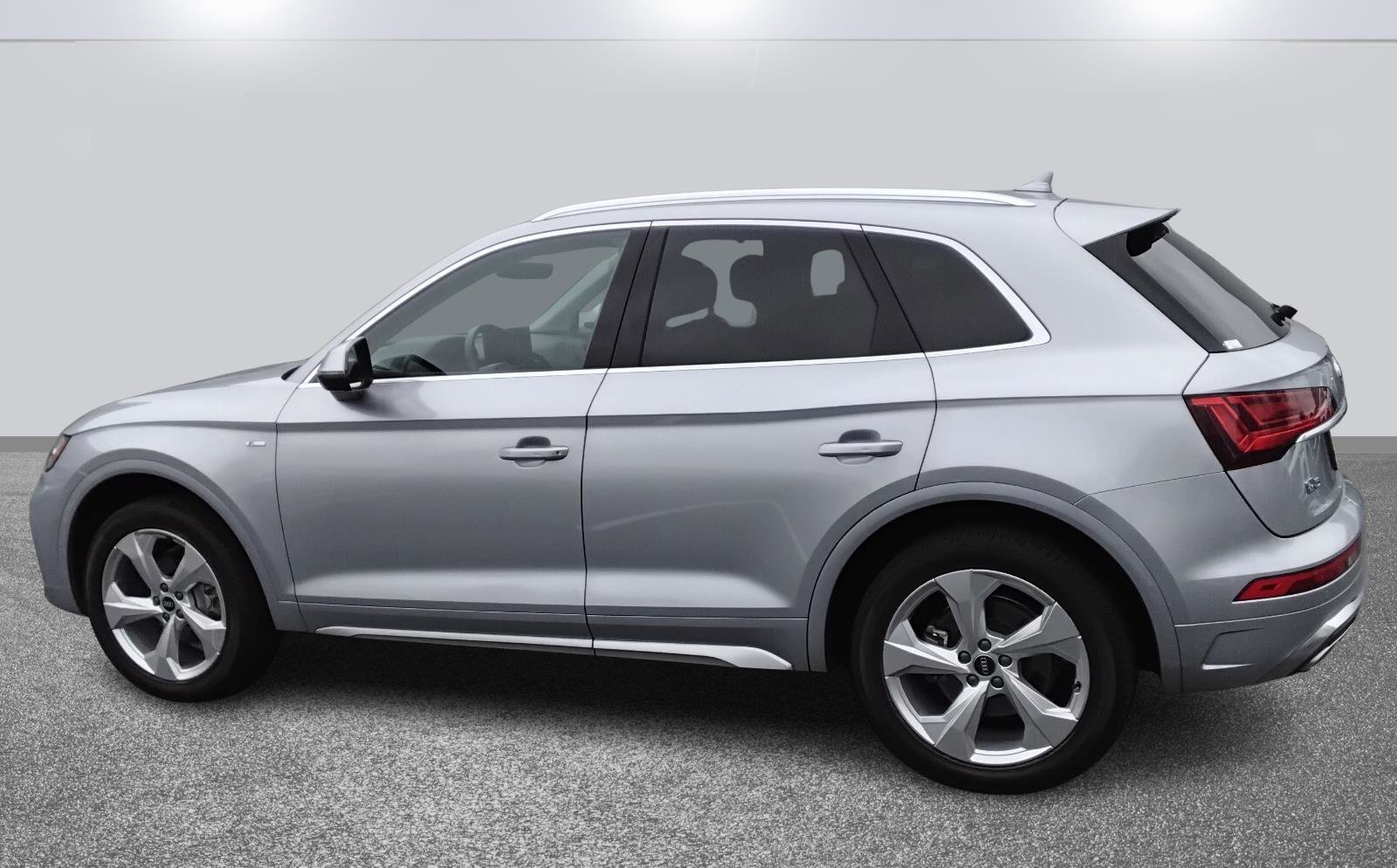 Used 2023 Audi Q5 2.0T Premium Plus w/ Premium Plus Package image 6