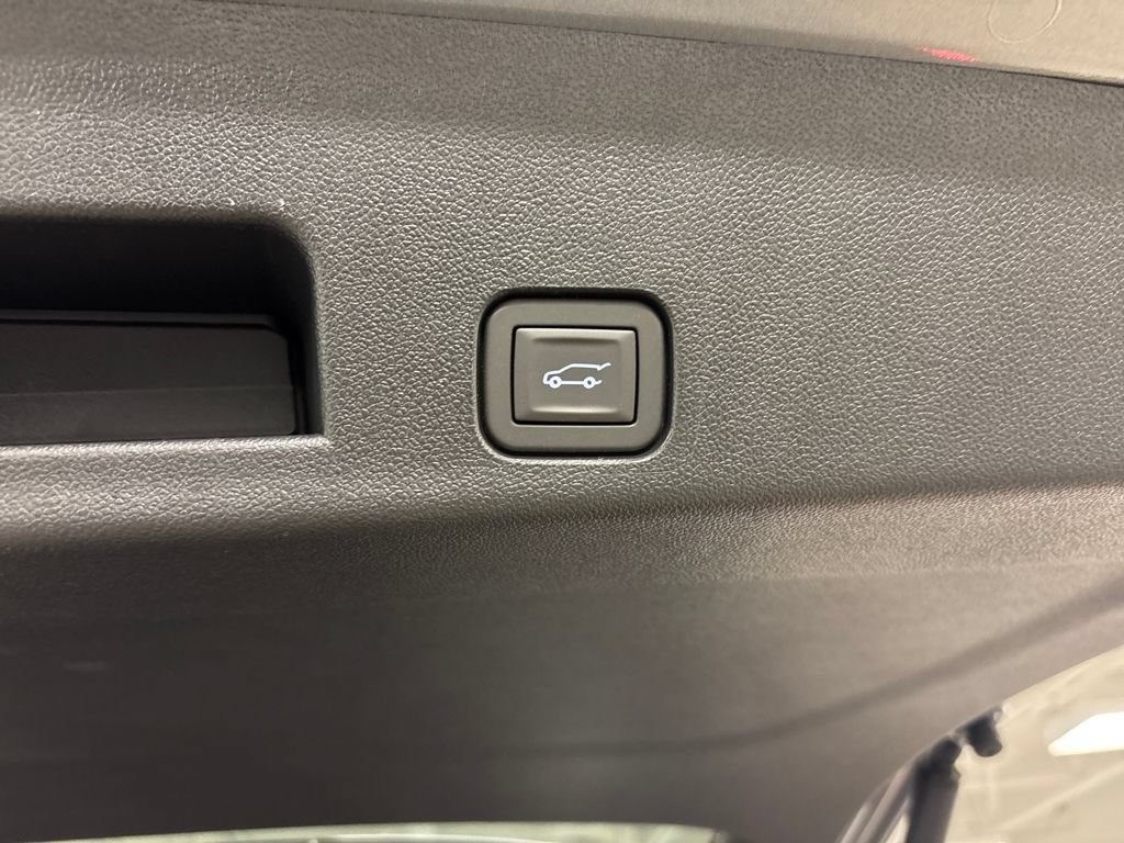 New 2026 GMC Acadia Elevation w/ Black Edition AWD/4WD image 19