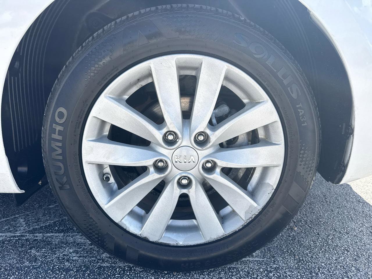 Used 2014 Kia Forte Koup EX image 32