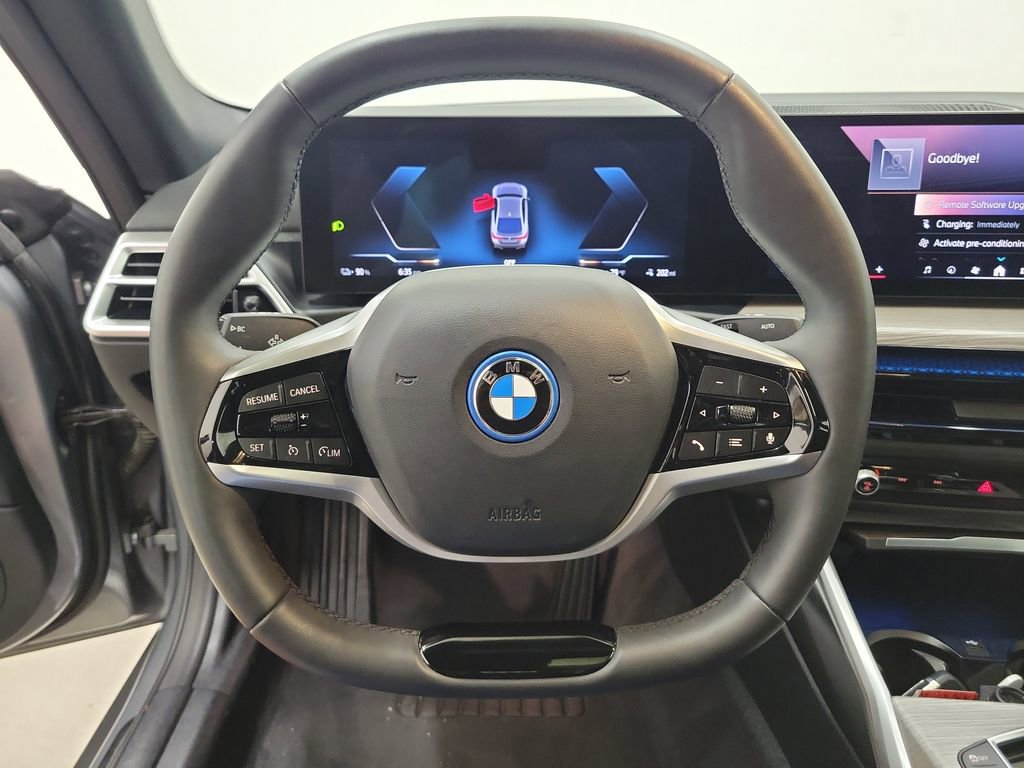 Used 2025 BMW i4 eDrive40 image 24