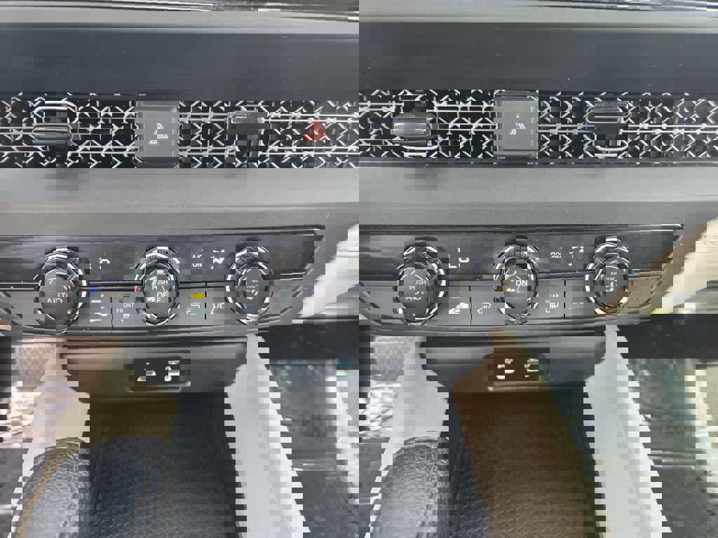 Used 2023 Honda Accord LX image 14