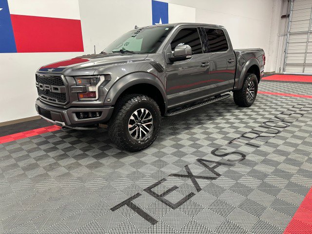 Used 2019 Ford F150 Raptor w/ Equipment Group 802A Luxury image 2