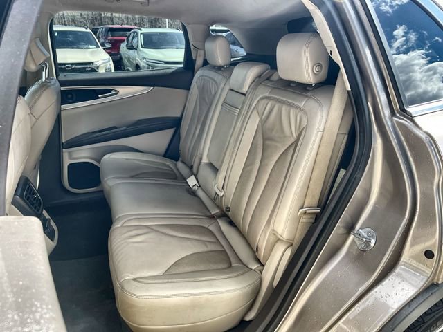 Used 2019 Lincoln Nautilus Select FWD image 25
