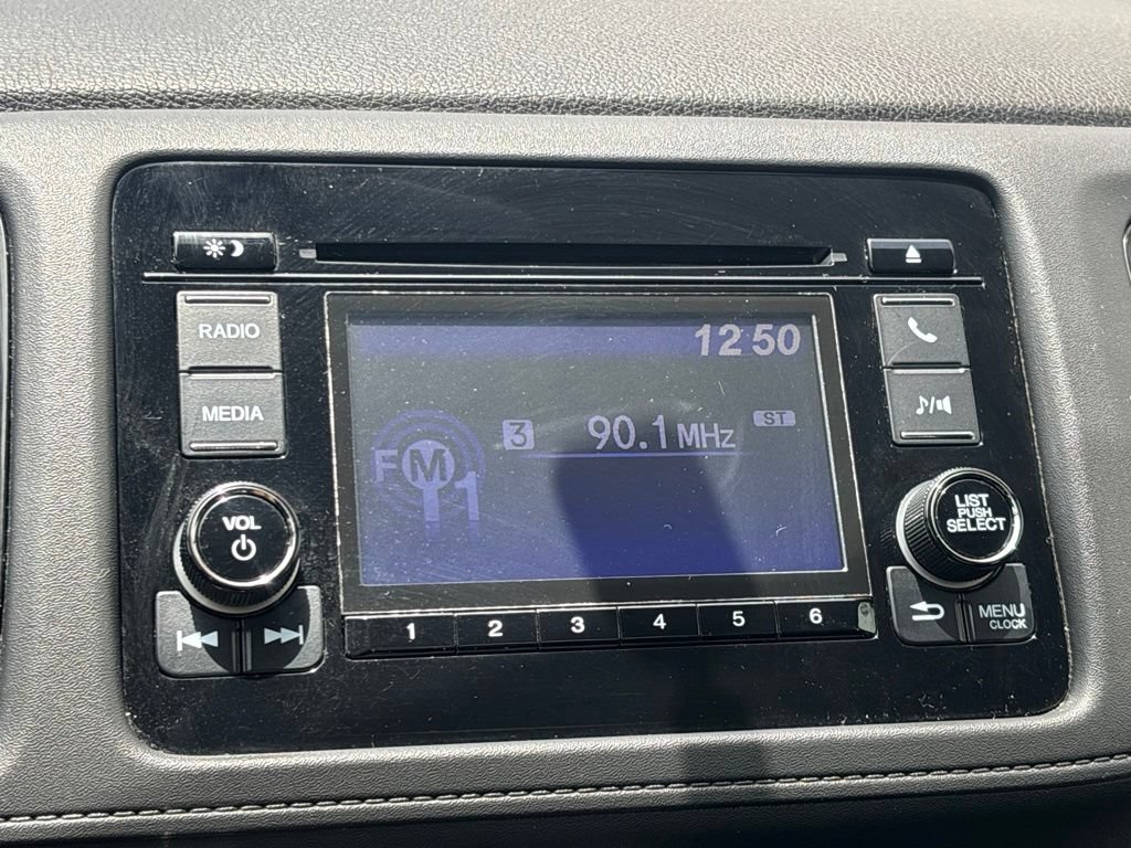 Used 2021 Honda HR-V LX image 12