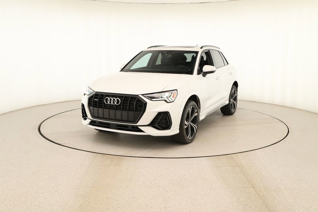 Used 2024 Audi Q3 2.0T Premium Plus w/ Premium Plus Package AWD/4WD image 13